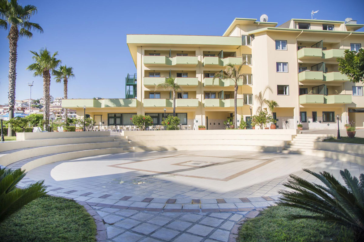 Hotel Village Paradise Marina di Mandatoriccio