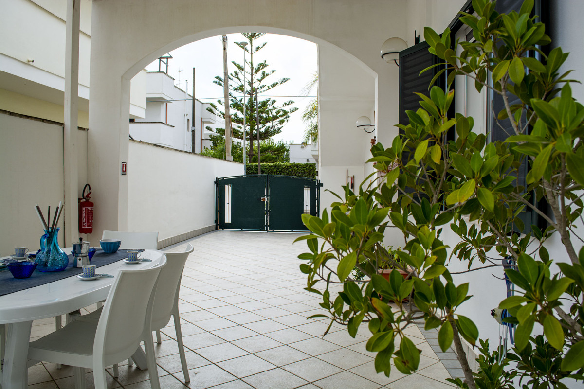 Villetta Vicino alle Spiagge di Torre San Giovanni